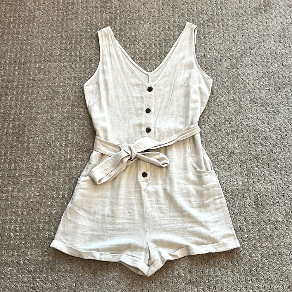 Amazon Beige Sleeveless Romper with Tie Waist